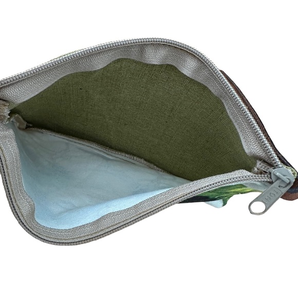 Frida Kahlo Mexican  Wristlet Makeup Bag Pencil Pouch New Without Tags - Picture 6 of 12